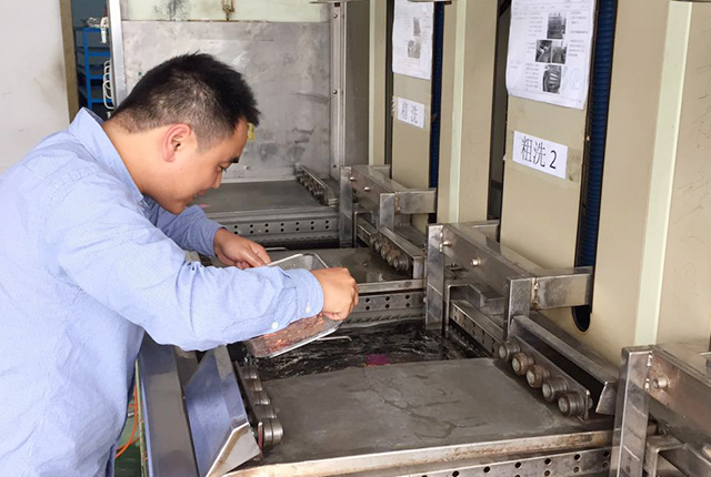 應用環保碳氫清洗劑進行鎳白銅清洗案例